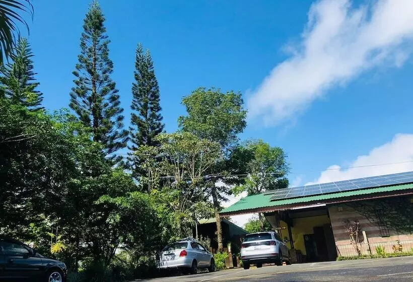 Avita Lodge Hotel De Montaña