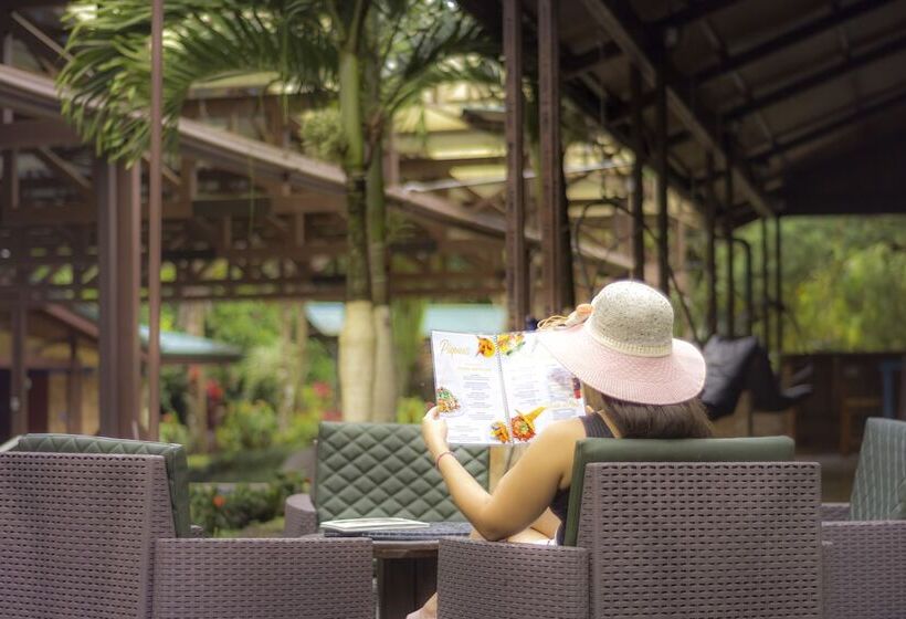 Avita Lodge Hotel De Montaña