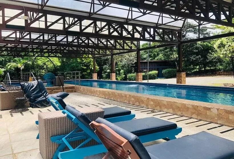 Avita Lodge Hotel De Montaña