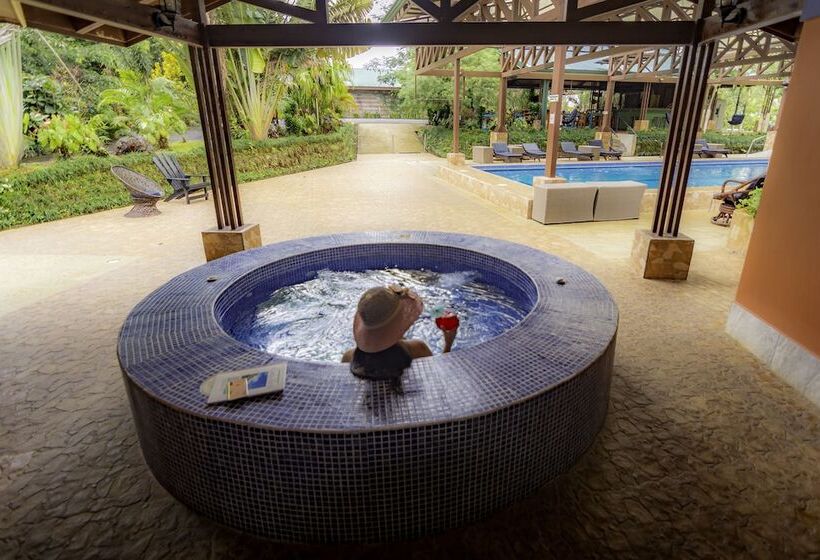 Avita Lodge Hotel De Montaña