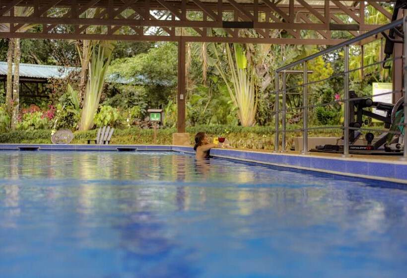 Avita Lodge Hotel De Montaña