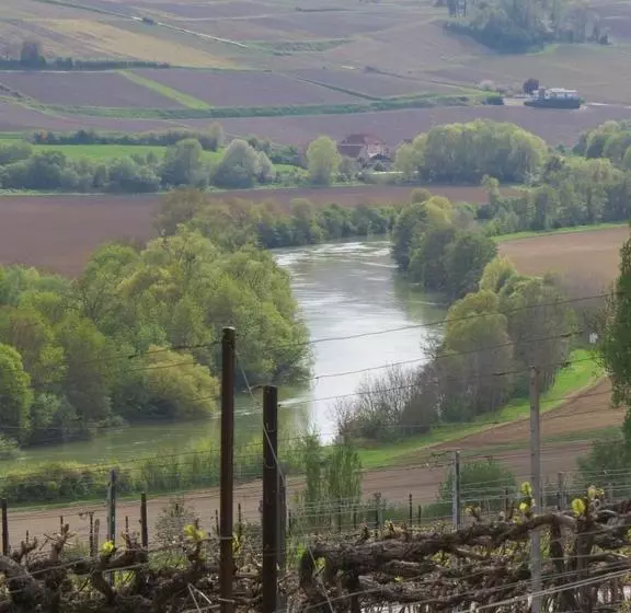 ベッドアンドブレックファースト Champagne Gilmaire Etienne