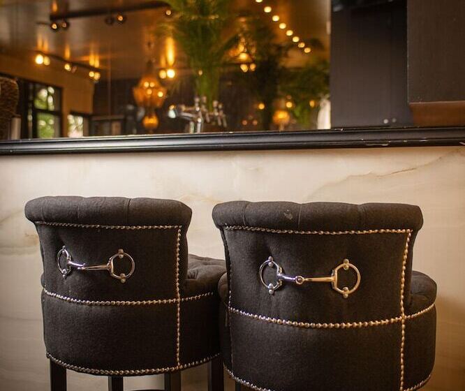 تختخواب و صبحانه Dock 29