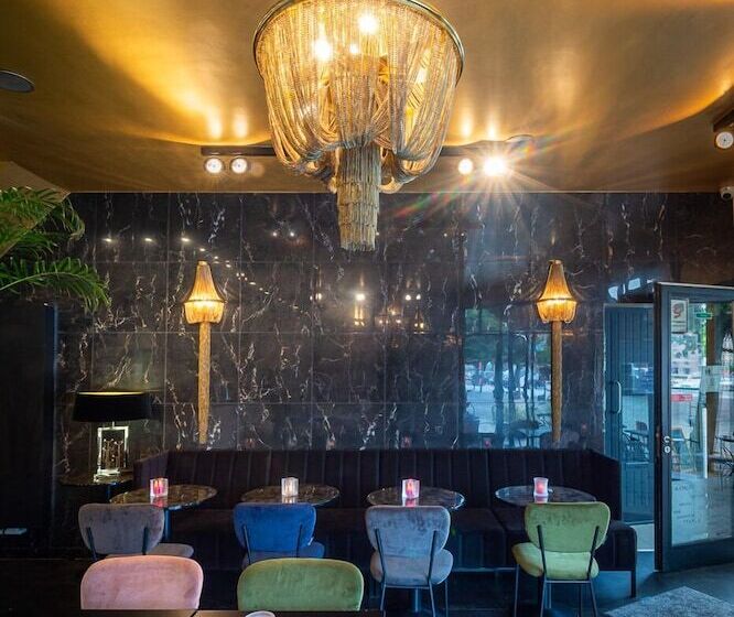 تختخواب و صبحانه Dock 29