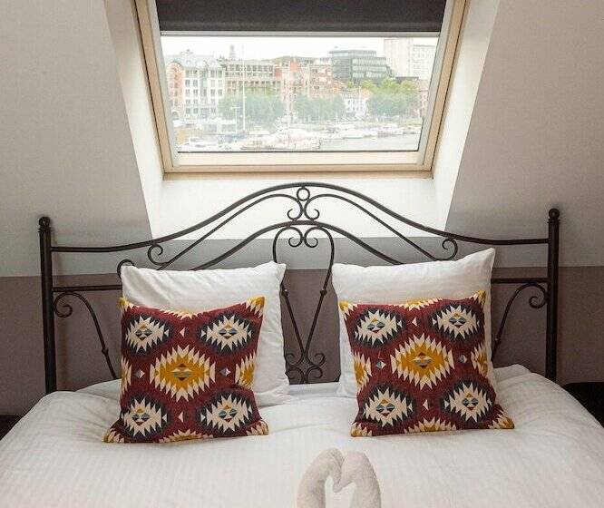 تختخواب و صبحانه Dock 29