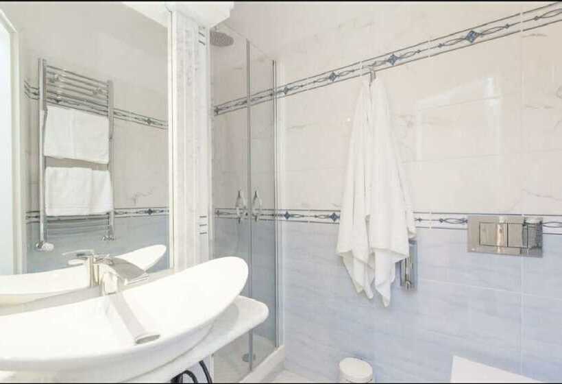 تختخواب و صبحانه Impero Vaticano San Pietro