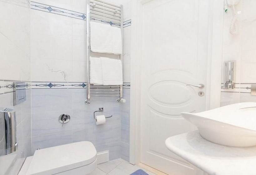 تختخواب و صبحانه Impero Vaticano San Pietro