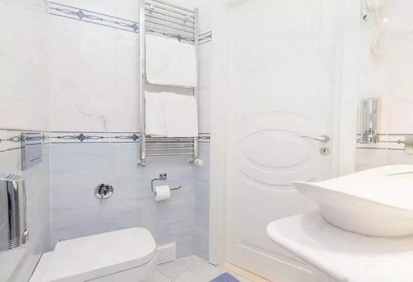 تختخواب و صبحانه Impero Vaticano San Pietro