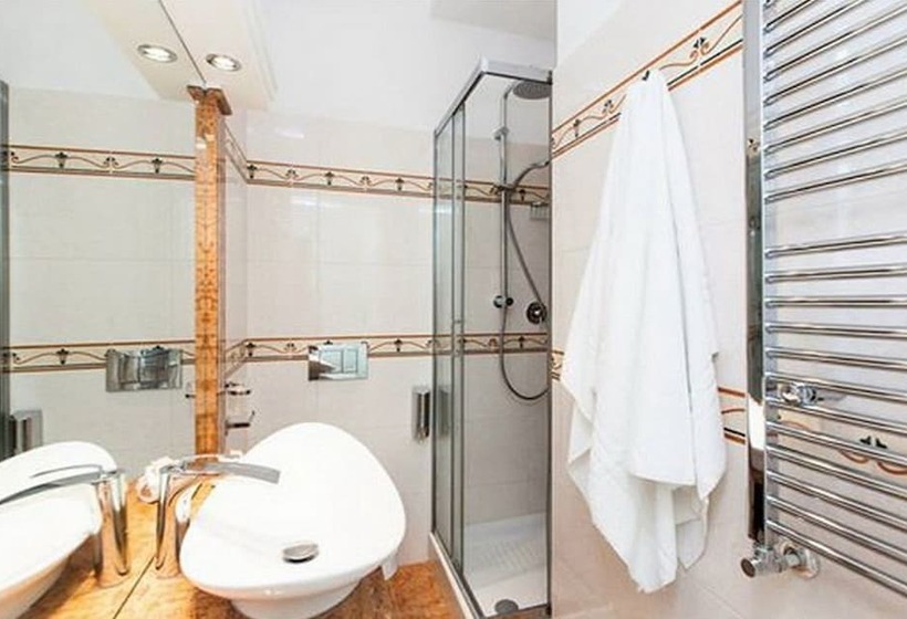 تختخواب و صبحانه Impero Vaticano San Pietro