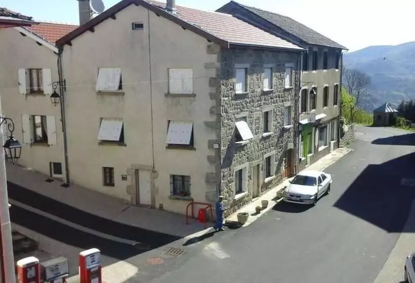 Aamiaismajoitus (B&B) Le Relais De Rochepaule