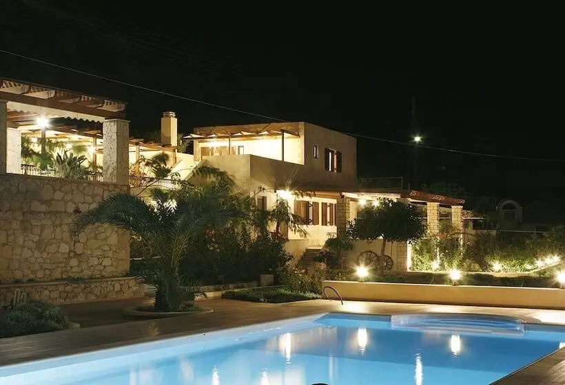 Elaia Villas