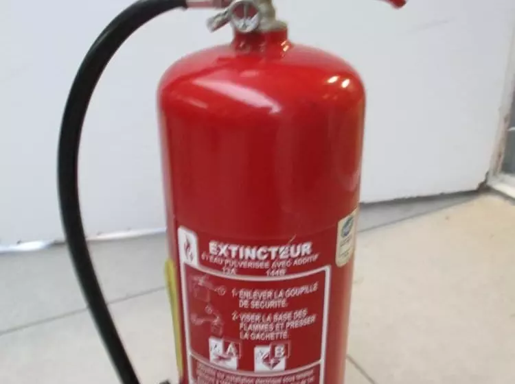 Hotelli Café De La Gare