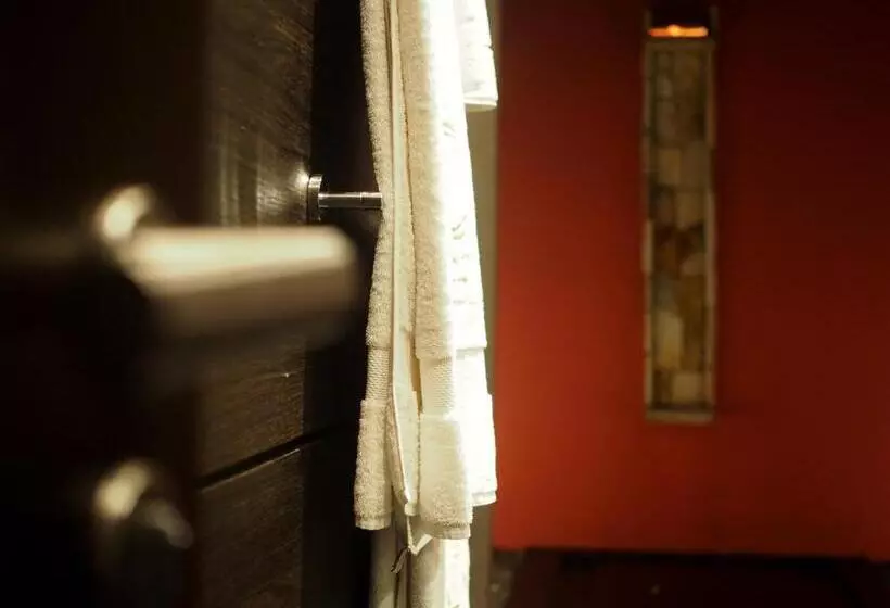 Chic Hotel Boutique