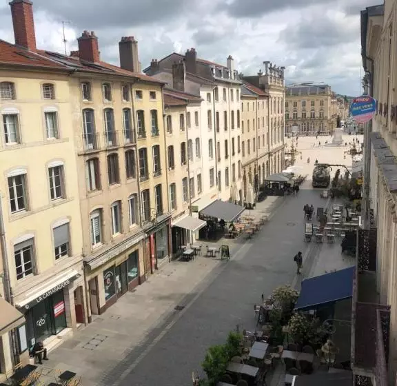 Hotelli Les Portes D'or