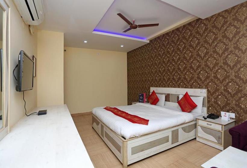 Hôtel Oyo 4230  Richi Regency 1