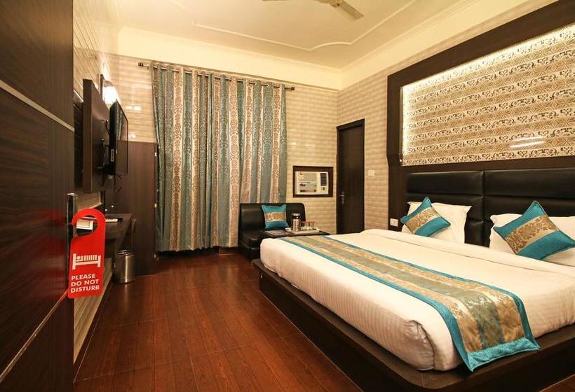 هتل Oyo 5540 Etiler