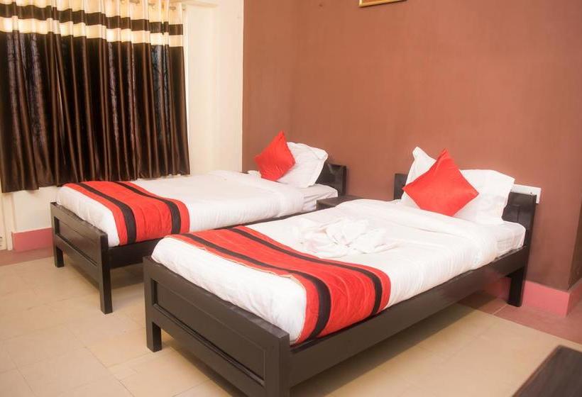 هتل Flagship 74922 Penguin Homes