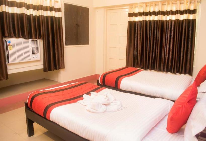 هتل Flagship 74922 Penguin Homes