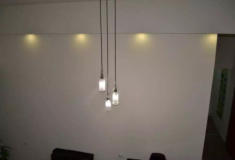 هتل Rustaveli 36