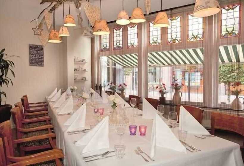 ホテル Villa Flora