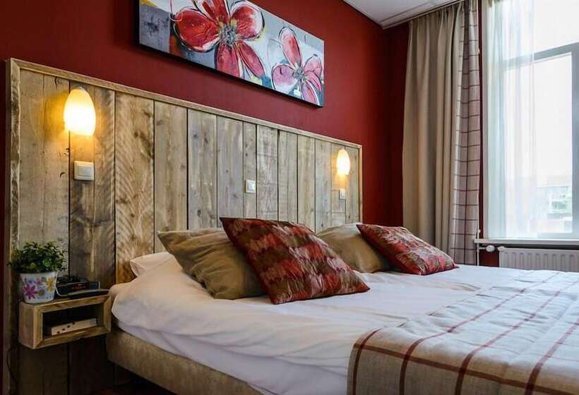 ホテル Villa Flora