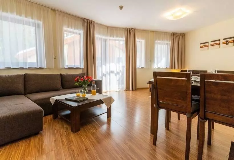 هتل Villa Gardenia