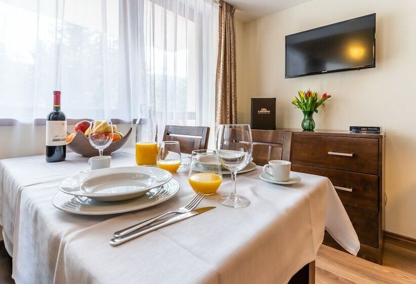 בית מלון כפרי Villa Gardenia