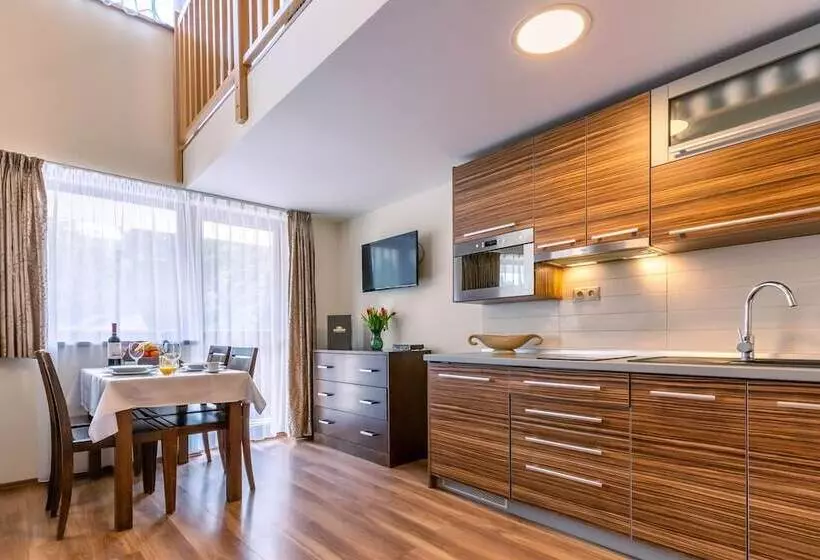 هتل Villa Gardenia