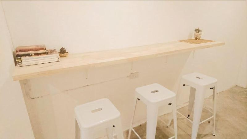 Sook Cafe And Youth Hostel