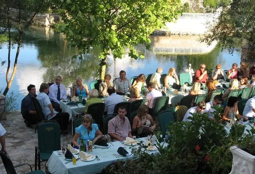 هتل Ada Blagaj