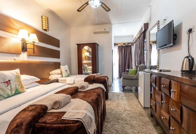 هتل Ngoma Zanga Lodge