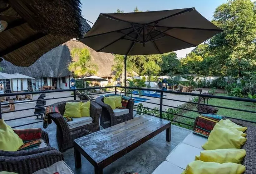 هتل Ngoma Zanga Lodge