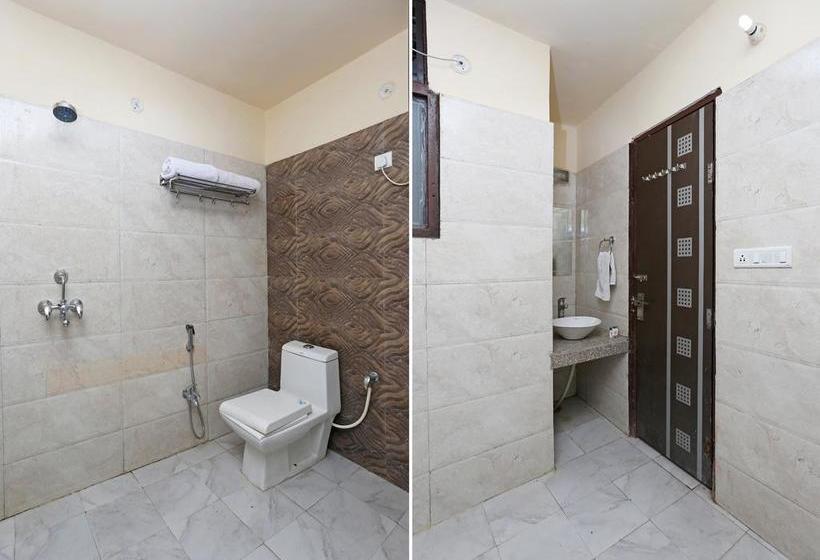 هتل Oyo 3457 Premium  Sky Heights