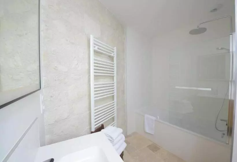 Château De Candes   Art & Spa