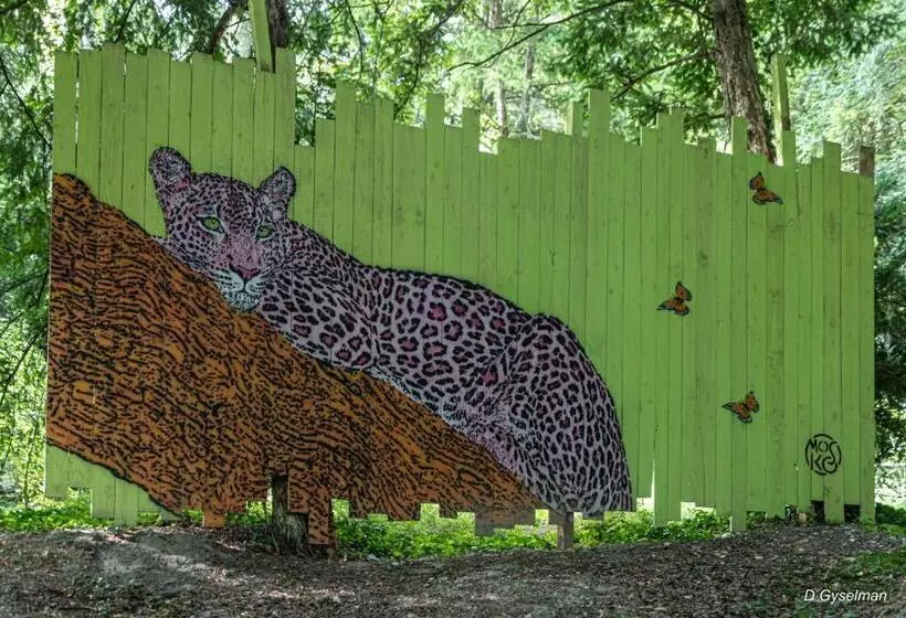 Château De Candes   Art & Spa