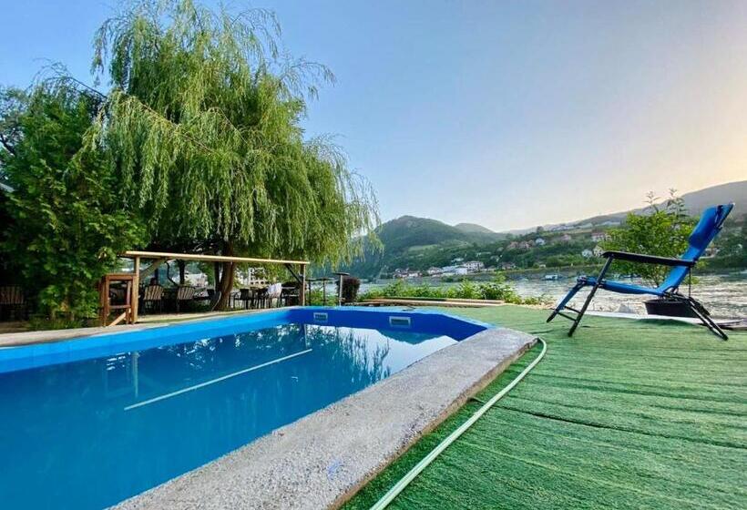 مُتل Apartmani I Sobe Okuka