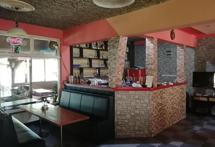 مُتل Apartmani I Sobe Okuka