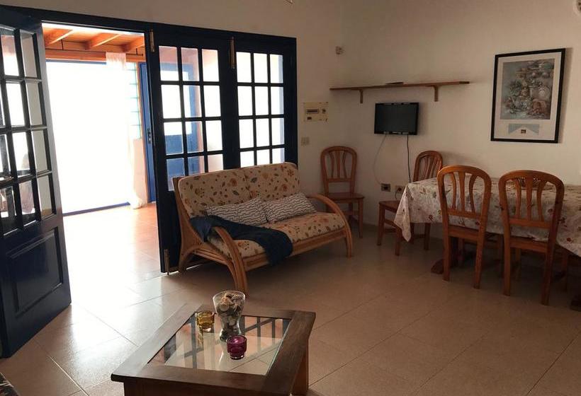 Red Star Surf   Hostel