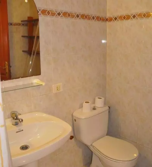 Red Star Surf   Hostel