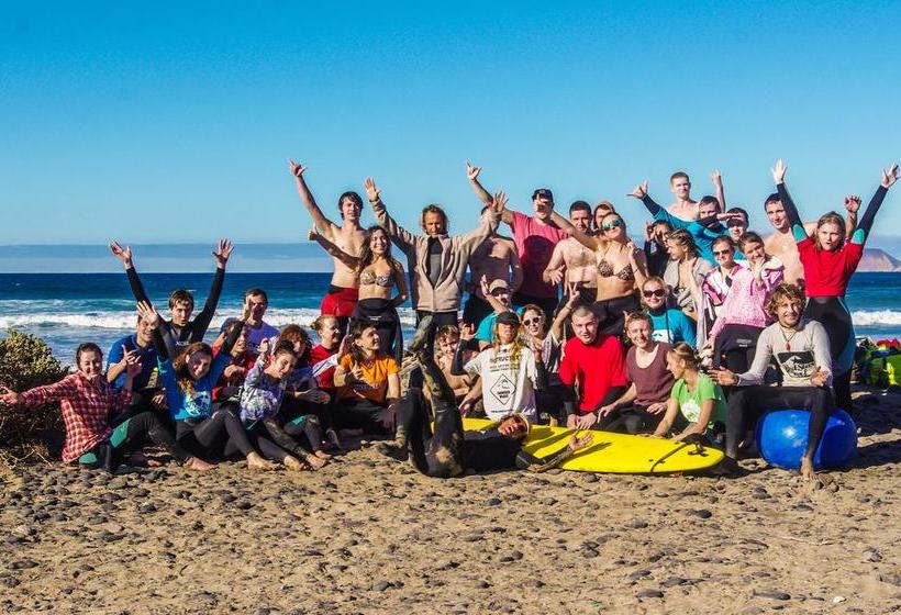 Red Star Surf   Hostel