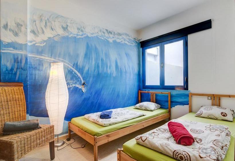Red Star Surf   Hostel