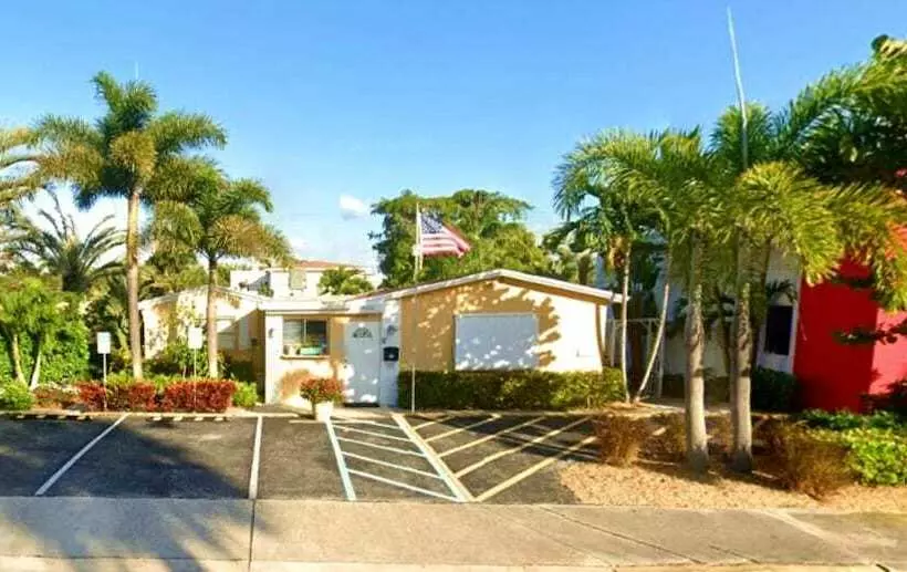 簡易ホテル Atlantic Hideaway