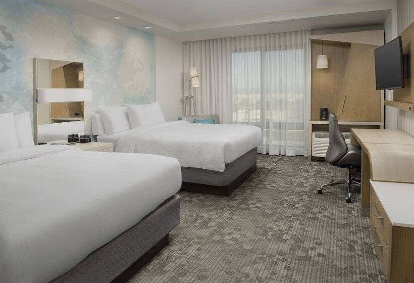 فندق Courtyard By Marriott Albion