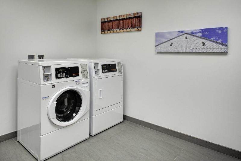 호텔 Fairfield Inn & Suites By Marriott Roanoke Salem