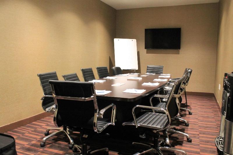 Hotel Four Points By Sheraton Grande Prairie