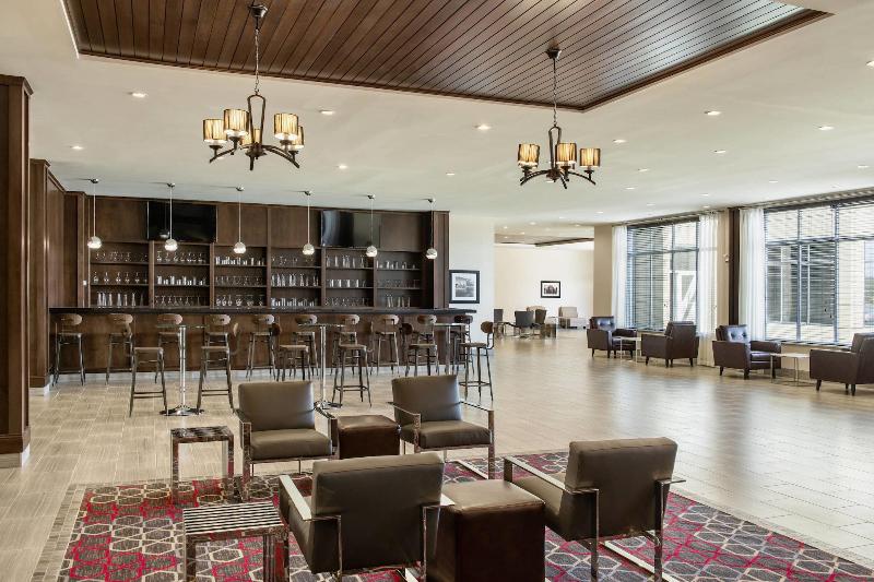 Hotel Four Points By Sheraton Grande Prairie