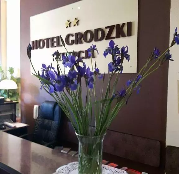 ホテル Grodzki