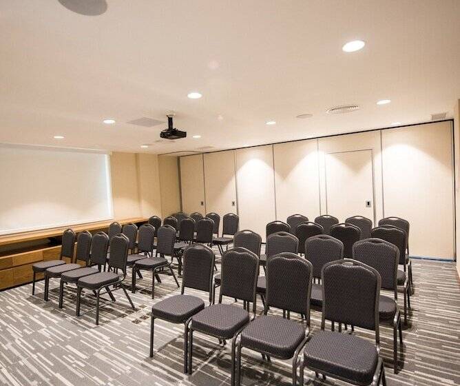 酒店 Hampton By Hilton Santo Domingo Airport