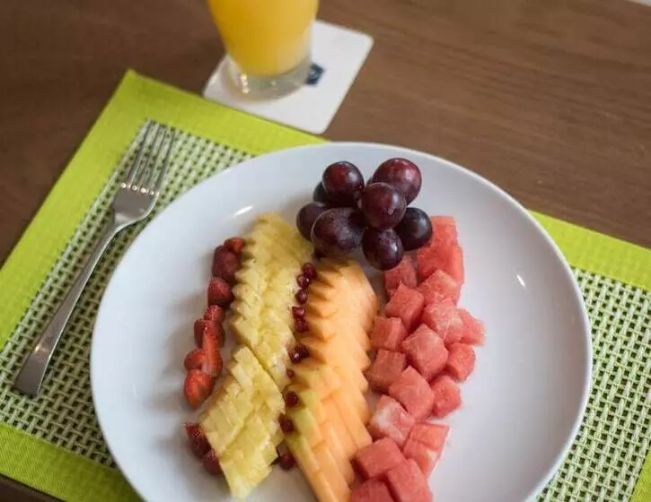 هتل Hampton By Hilton Santo Domingo Airport