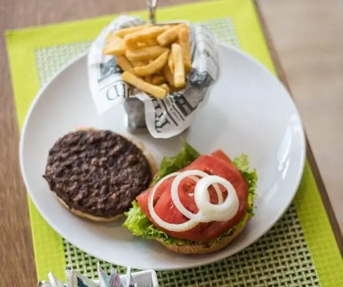 هتل Hampton By Hilton Santo Domingo Airport